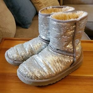 Authentic UGG Girl Silver Sequins Boots Size 2